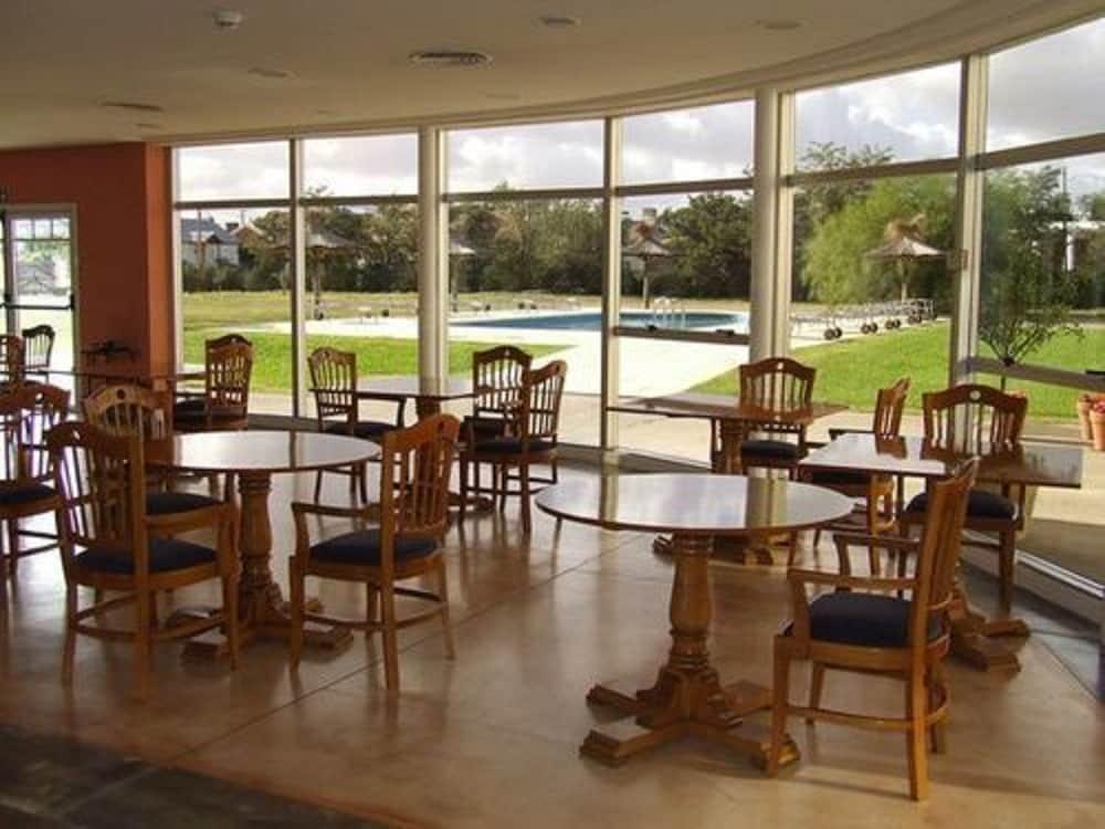 Paradores Austral Bahía Blanca Kültér fotó